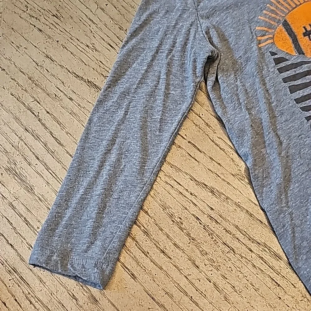 Game day long sleeve shirt size 6-7 Old Navy
